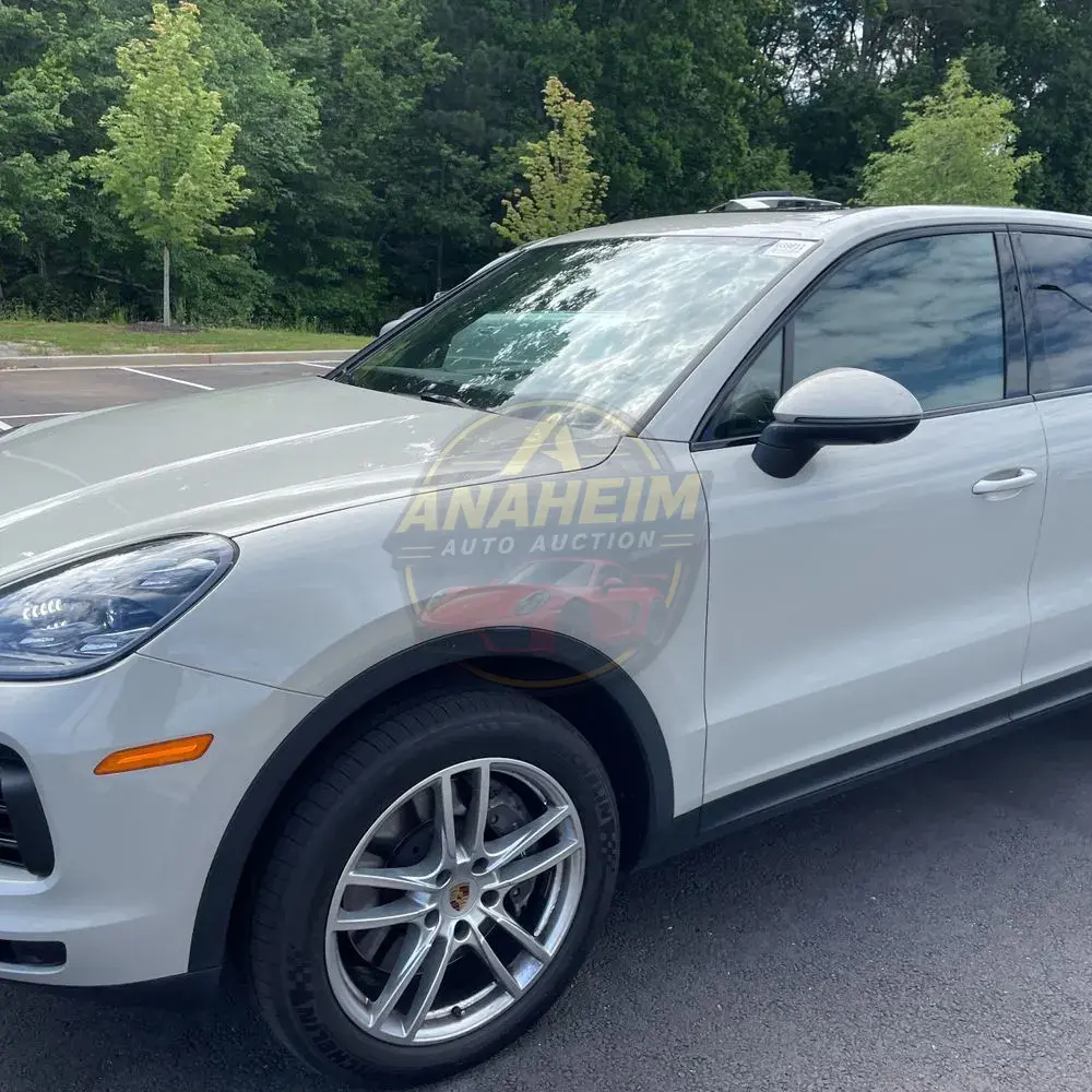 2022 Porsche Cayenne Base
