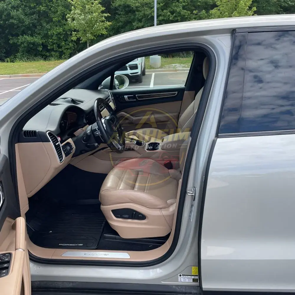2022 Porsche Cayenne Base