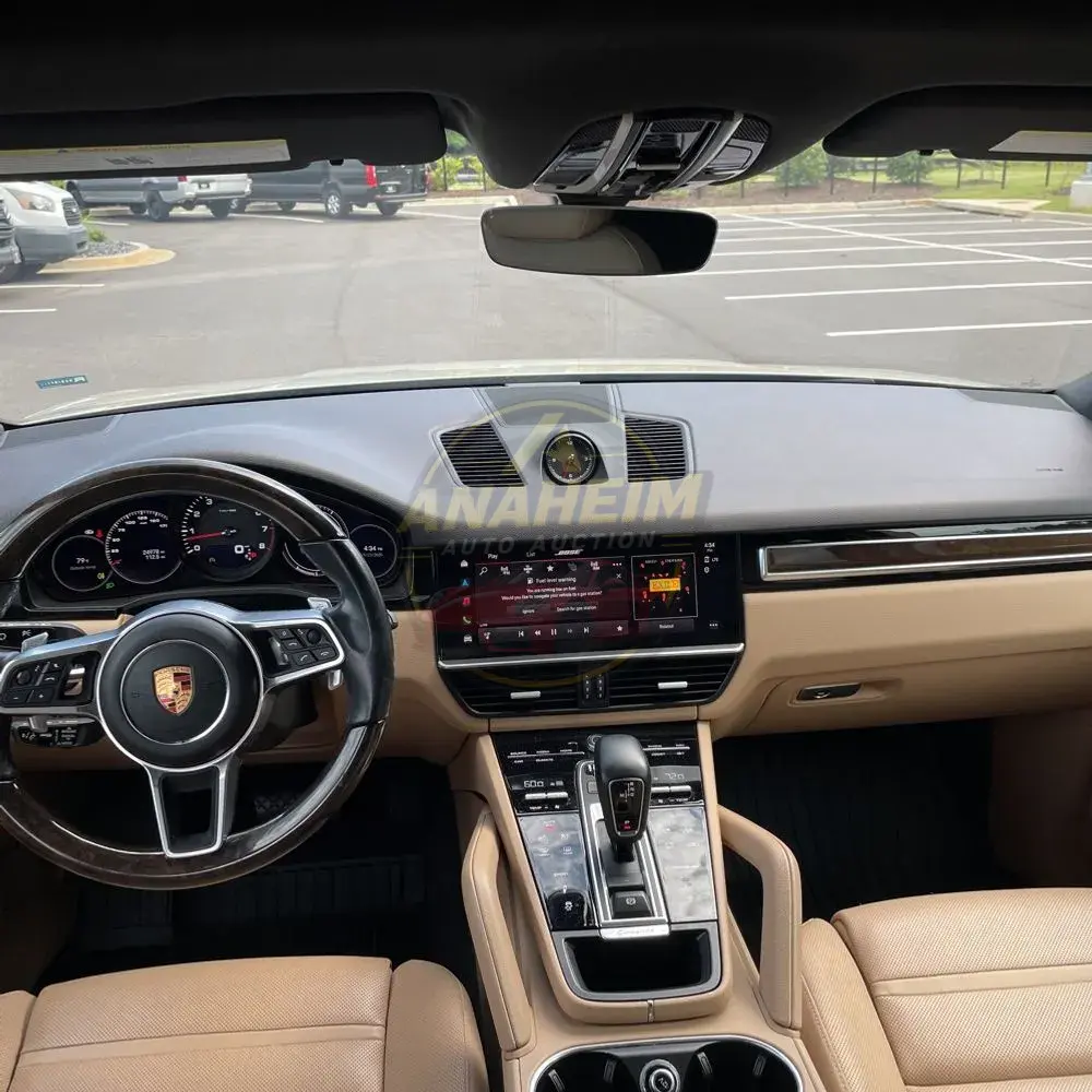 2022 Porsche Cayenne Base