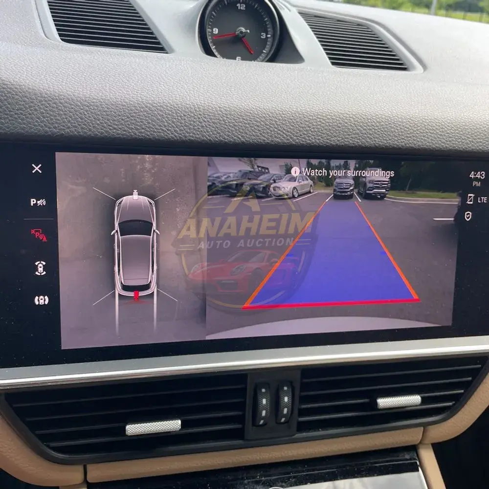 2022 Porsche Cayenne Base