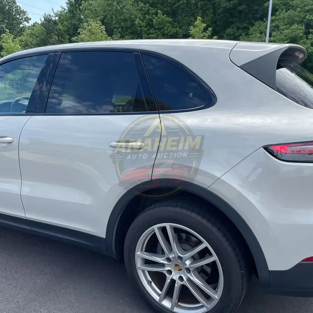 2022 Porsche Cayenne Base