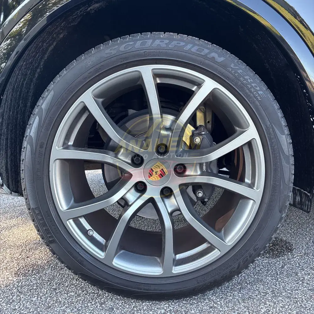 2023 Porsche Cayenne Platinum Edition