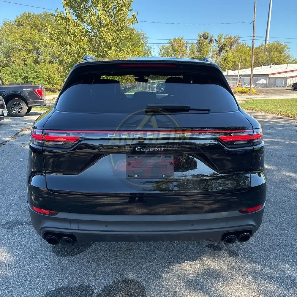 2023 Porsche Cayenne Platinum Edition