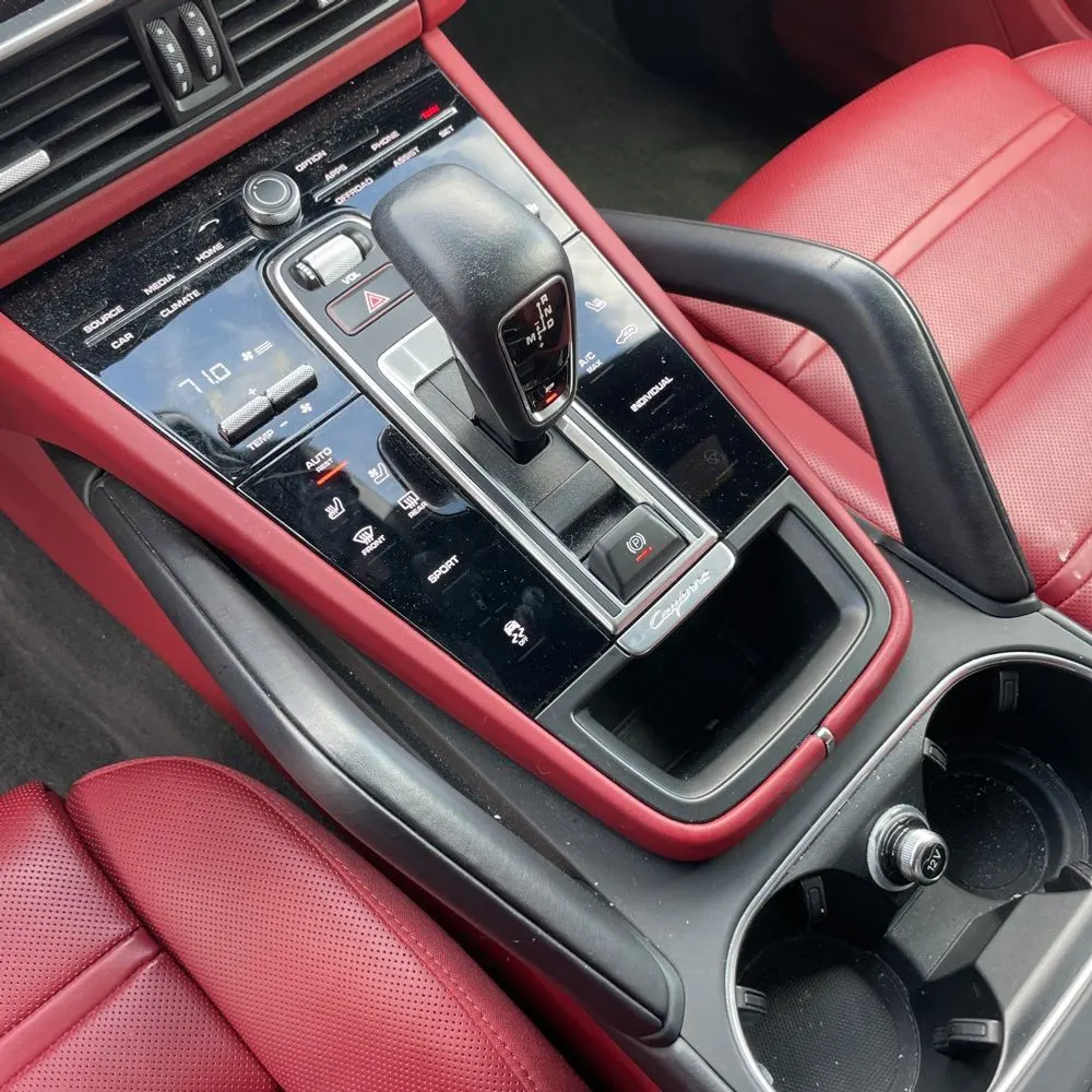 2021 Porsche Cayenne Base