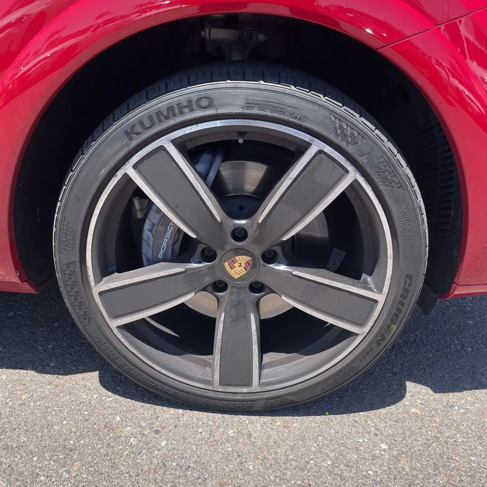 2023 Porsche Cayenne
