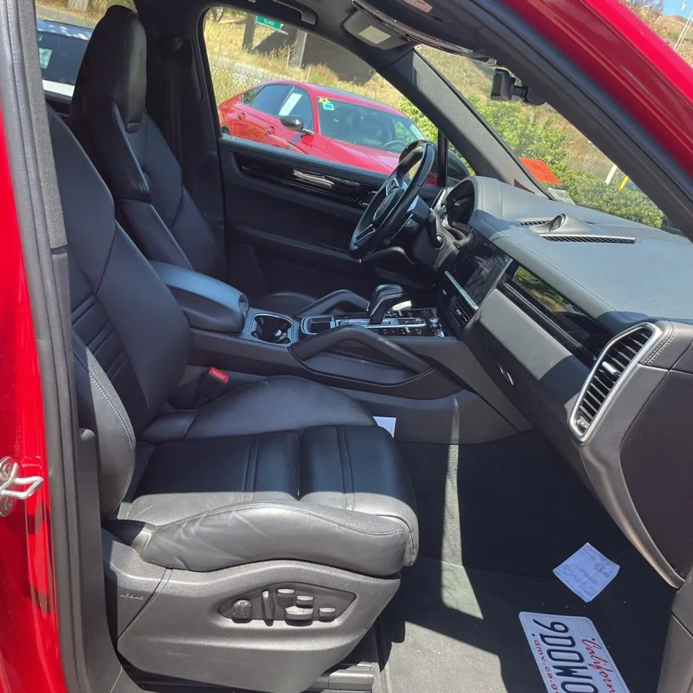 2023 Porsche Cayenne