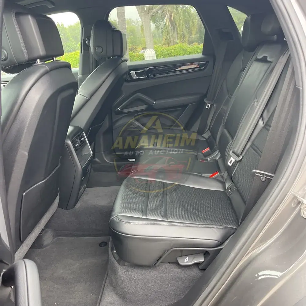 2023 Porsche Cayenne
