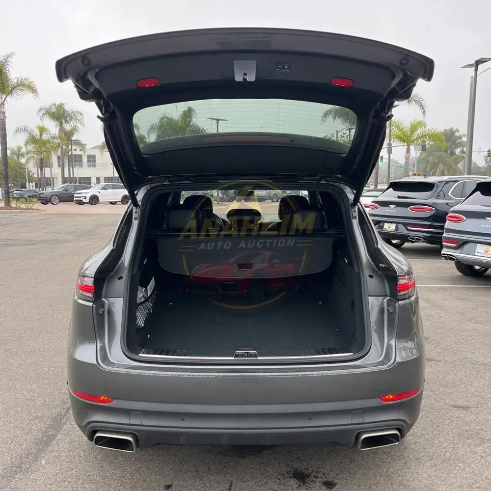 2023 Porsche Cayenne