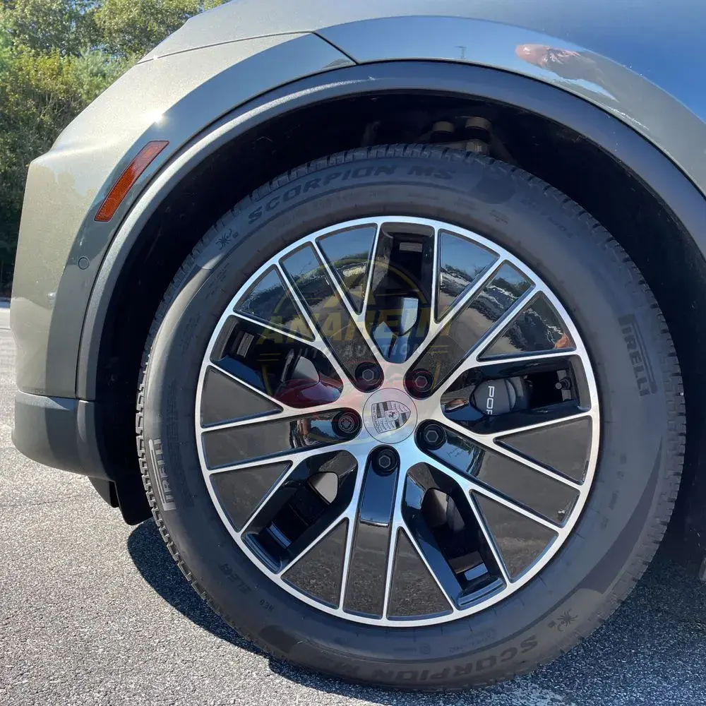 2025 Porsche Macan EV 4