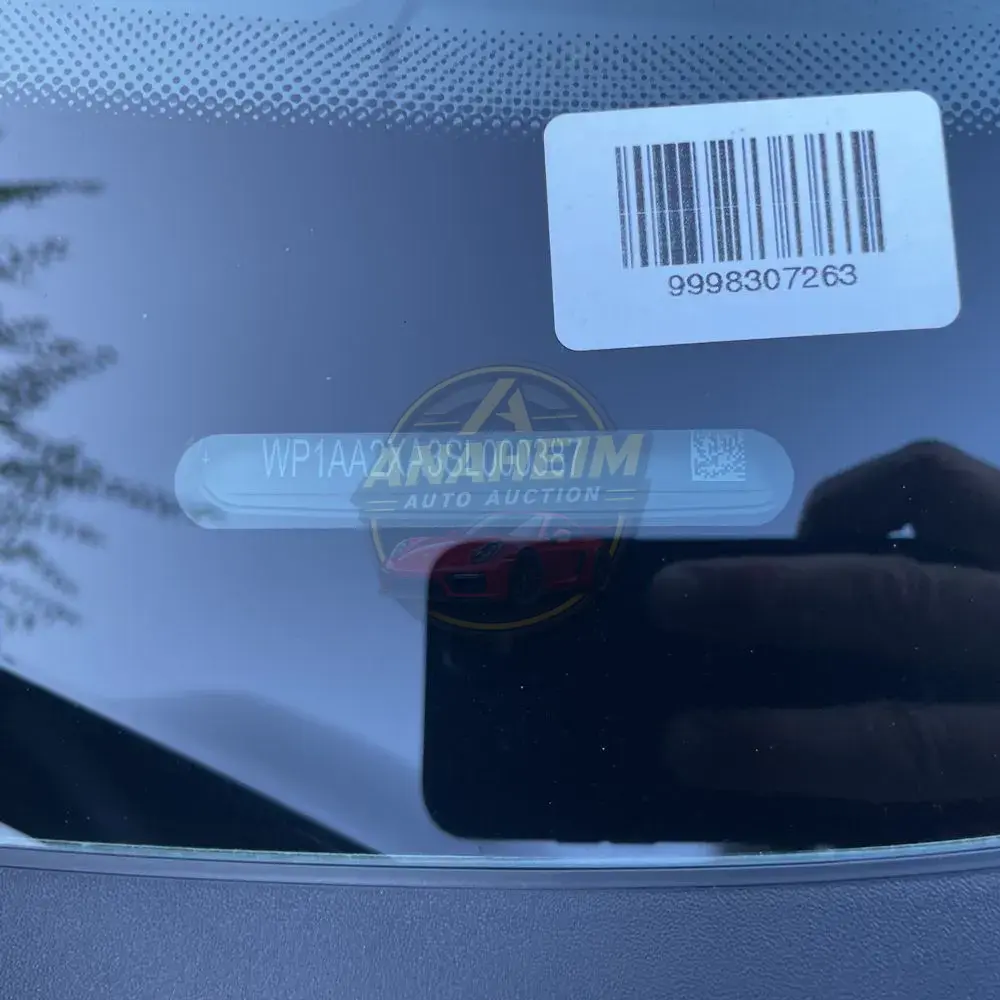 2025 Porsche Macan EV 4