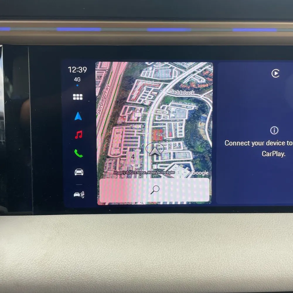 2024 Porsche Macan EV 4