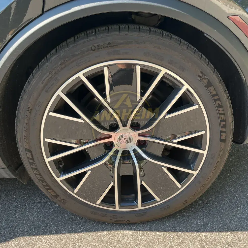 2024 Porsche Macan EV 4