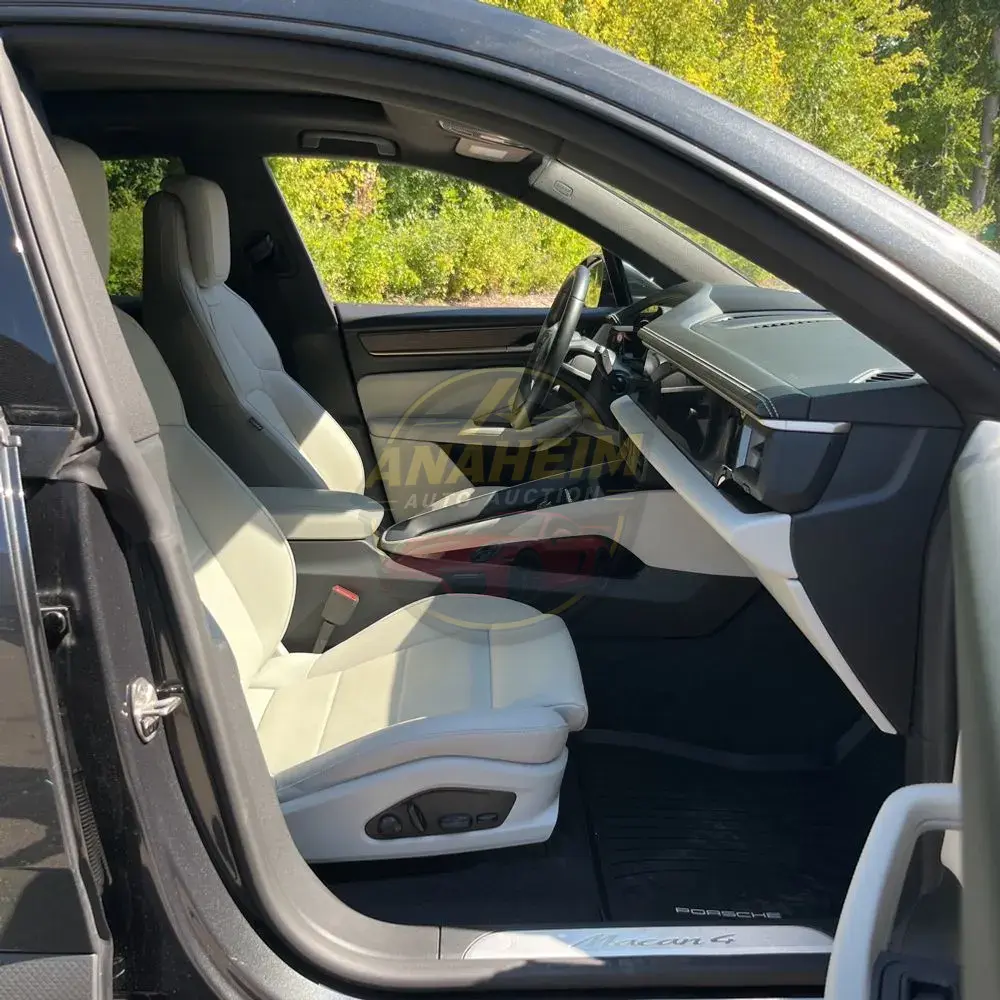 2024 Porsche Macan EV 4