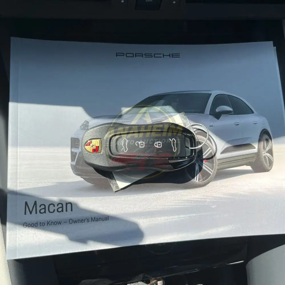 2024 Porsche Macan EV 4