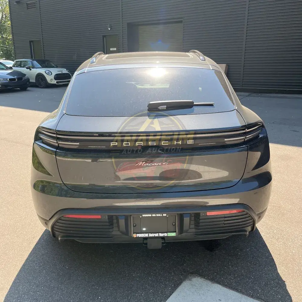 2024 Porsche Macan EV 4