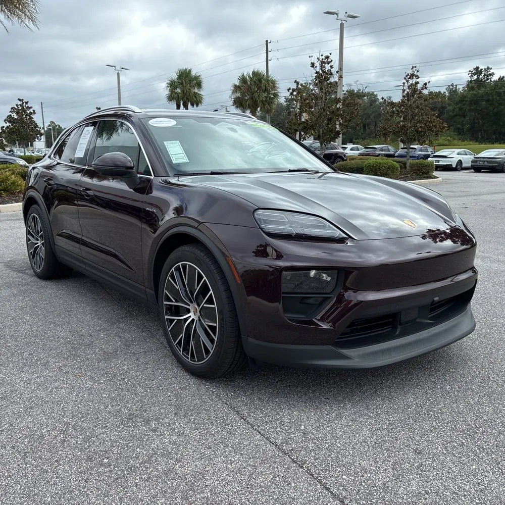 2024 Porsche Macan EV 4