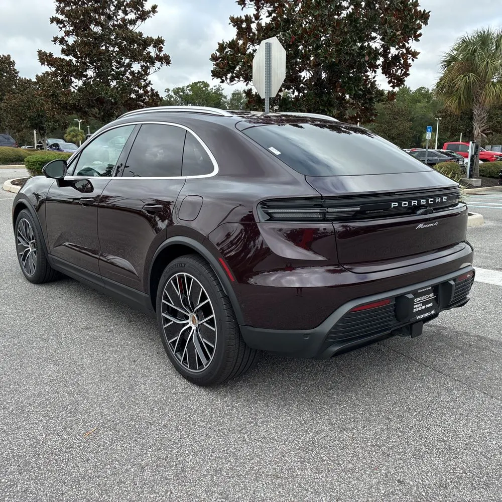 2024 Porsche Macan EV 4