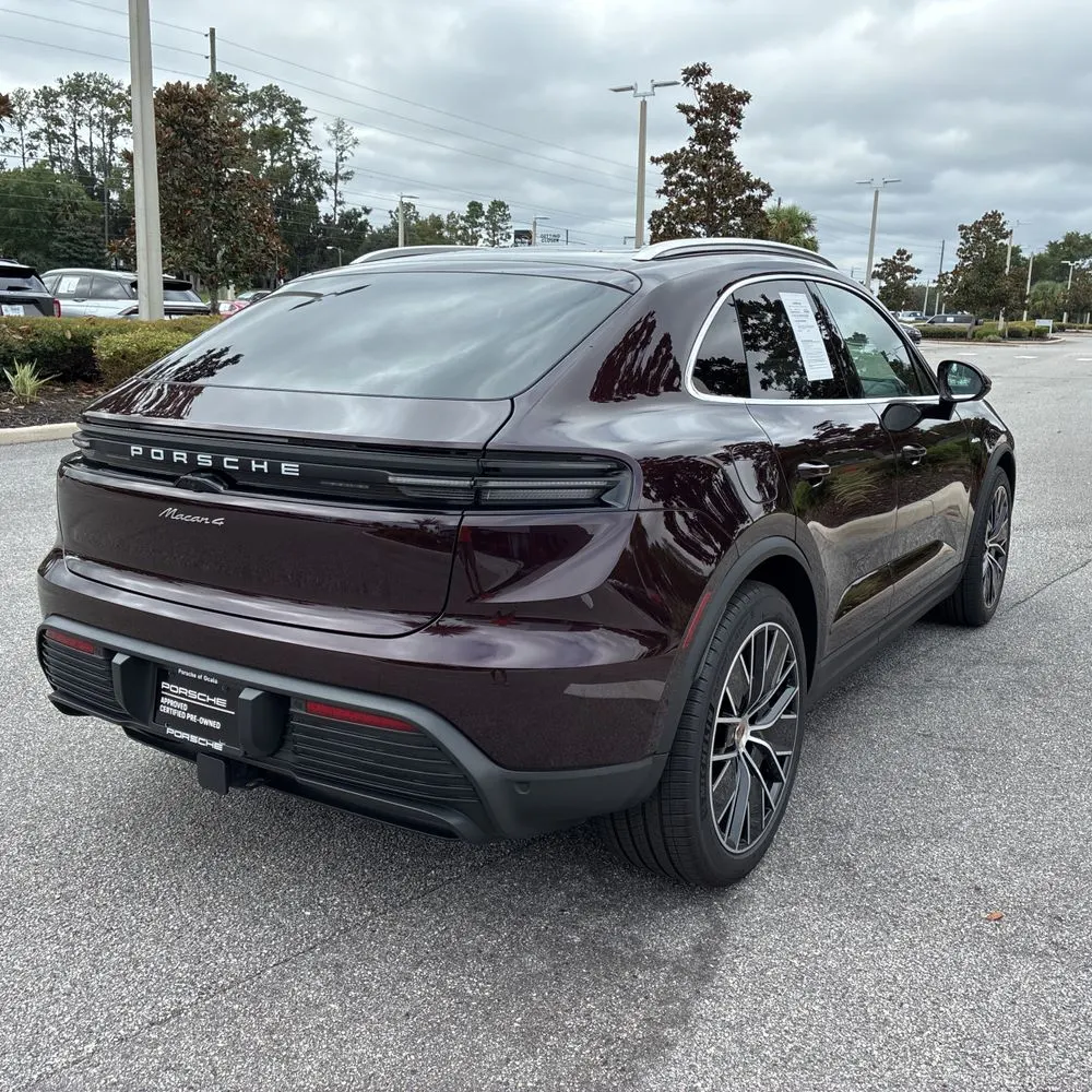 2024 Porsche Macan EV 4