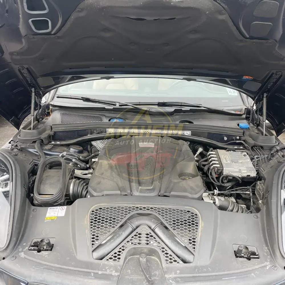 2021 Porsche Macan S