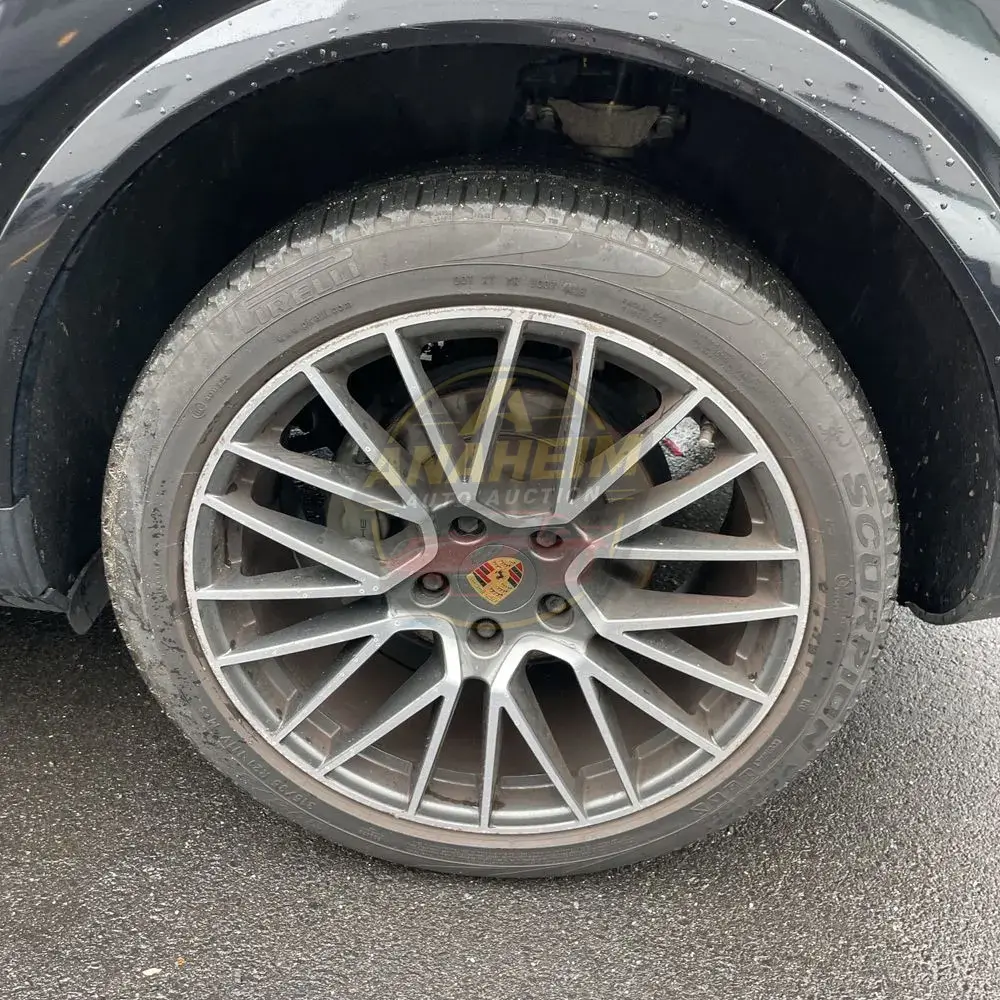 2019 Porsche Cayenne S