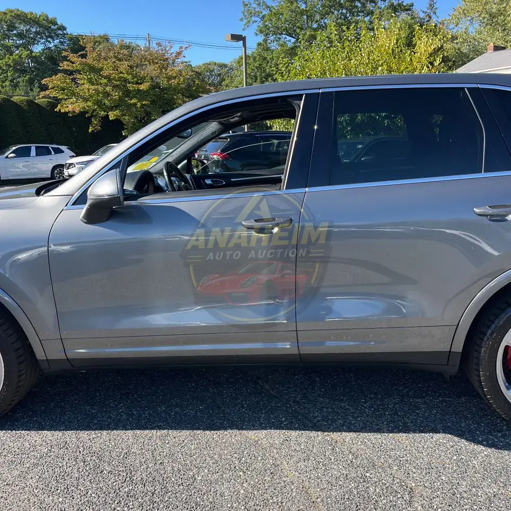 2017 Porsche Cayenne Turbo