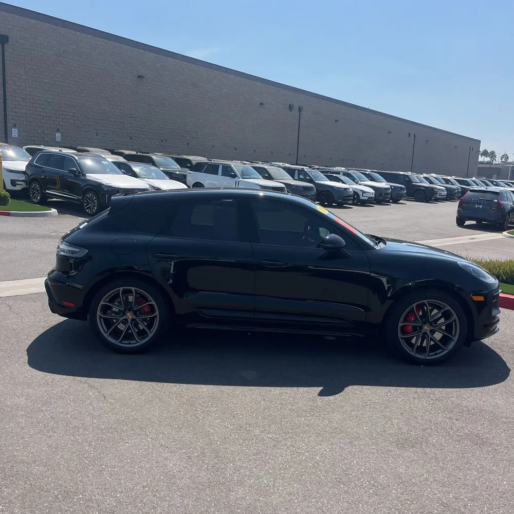 2022 Porsche Macan GTS