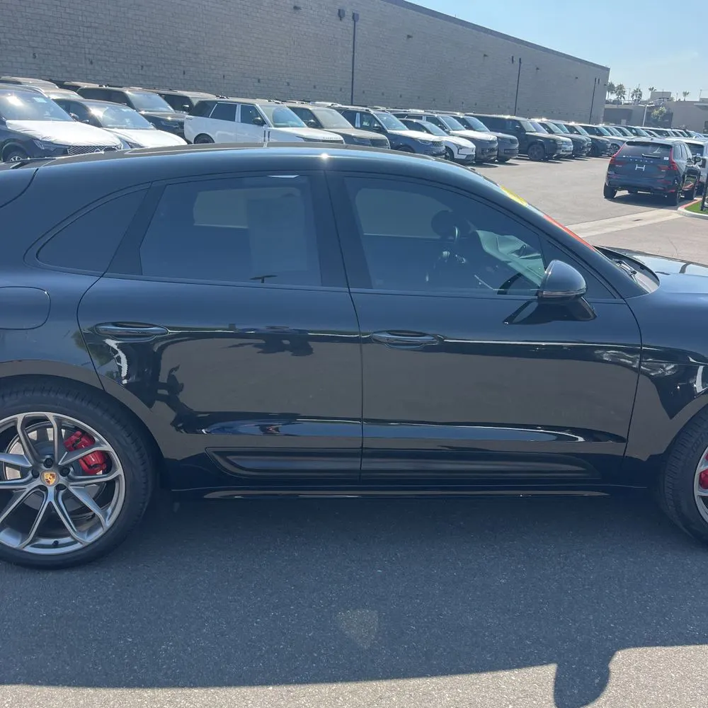 2022 Porsche Macan GTS