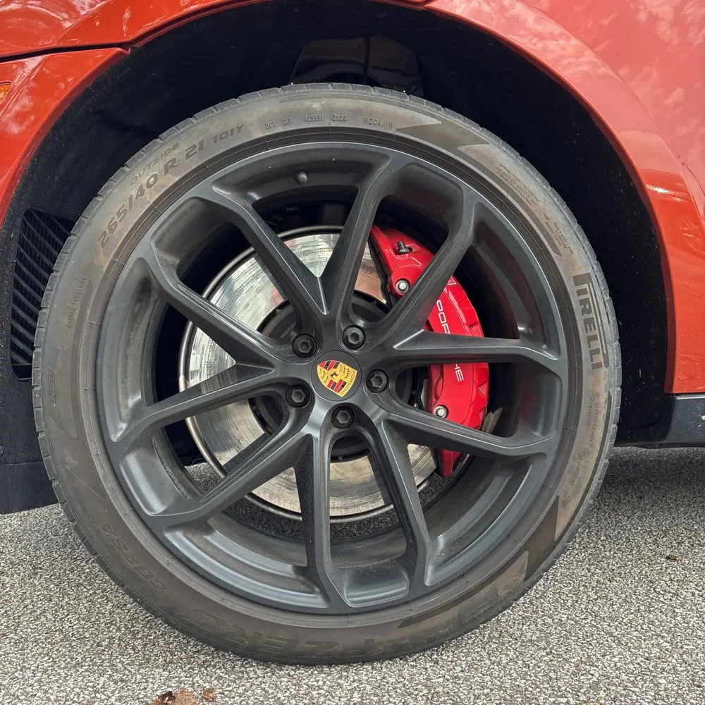 2024 Porsche Macan GTS