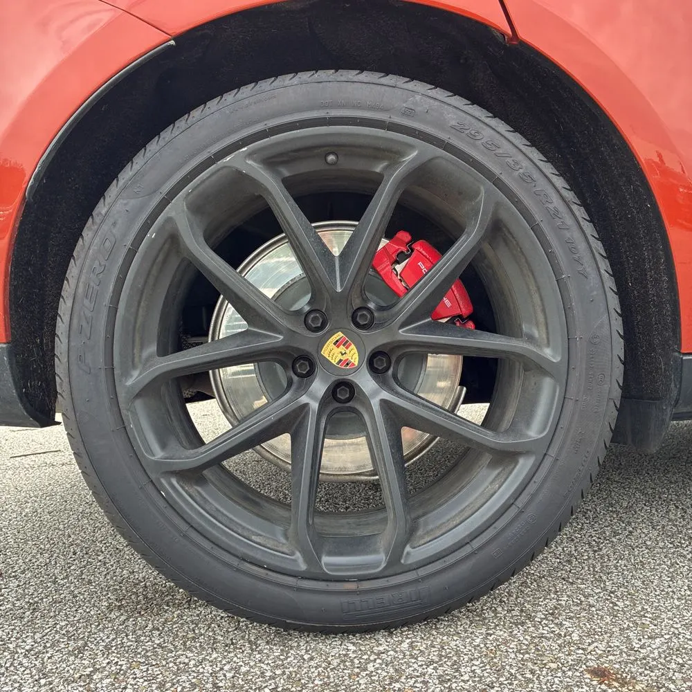 2024 Porsche Macan GTS