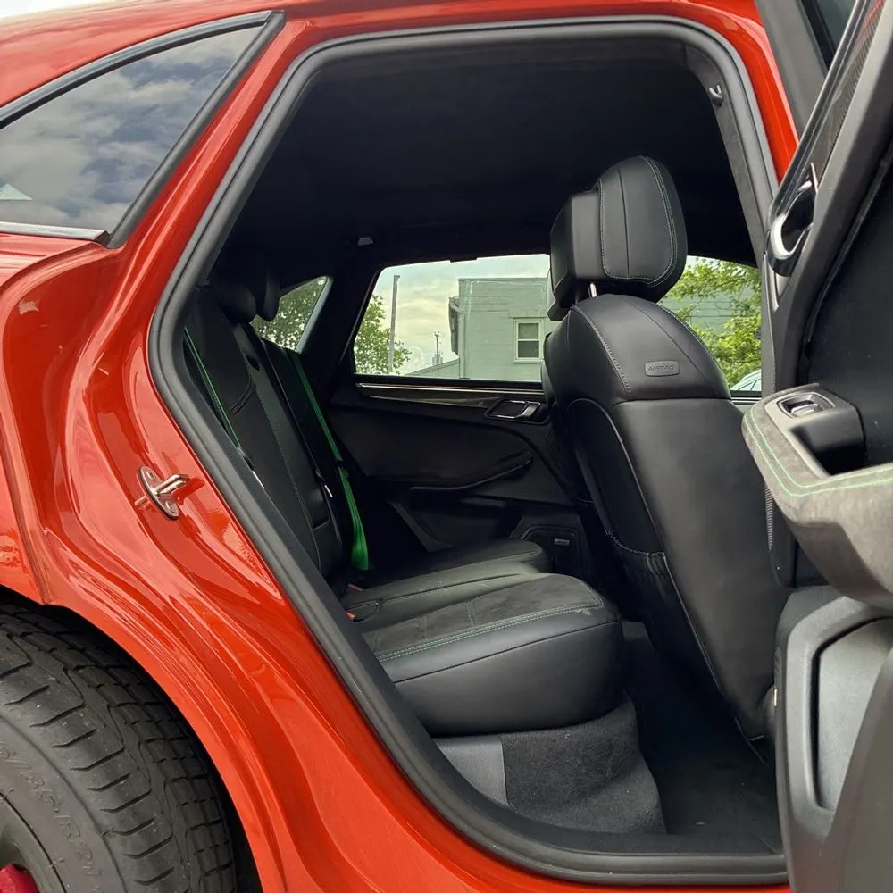 2024 Porsche Macan GTS