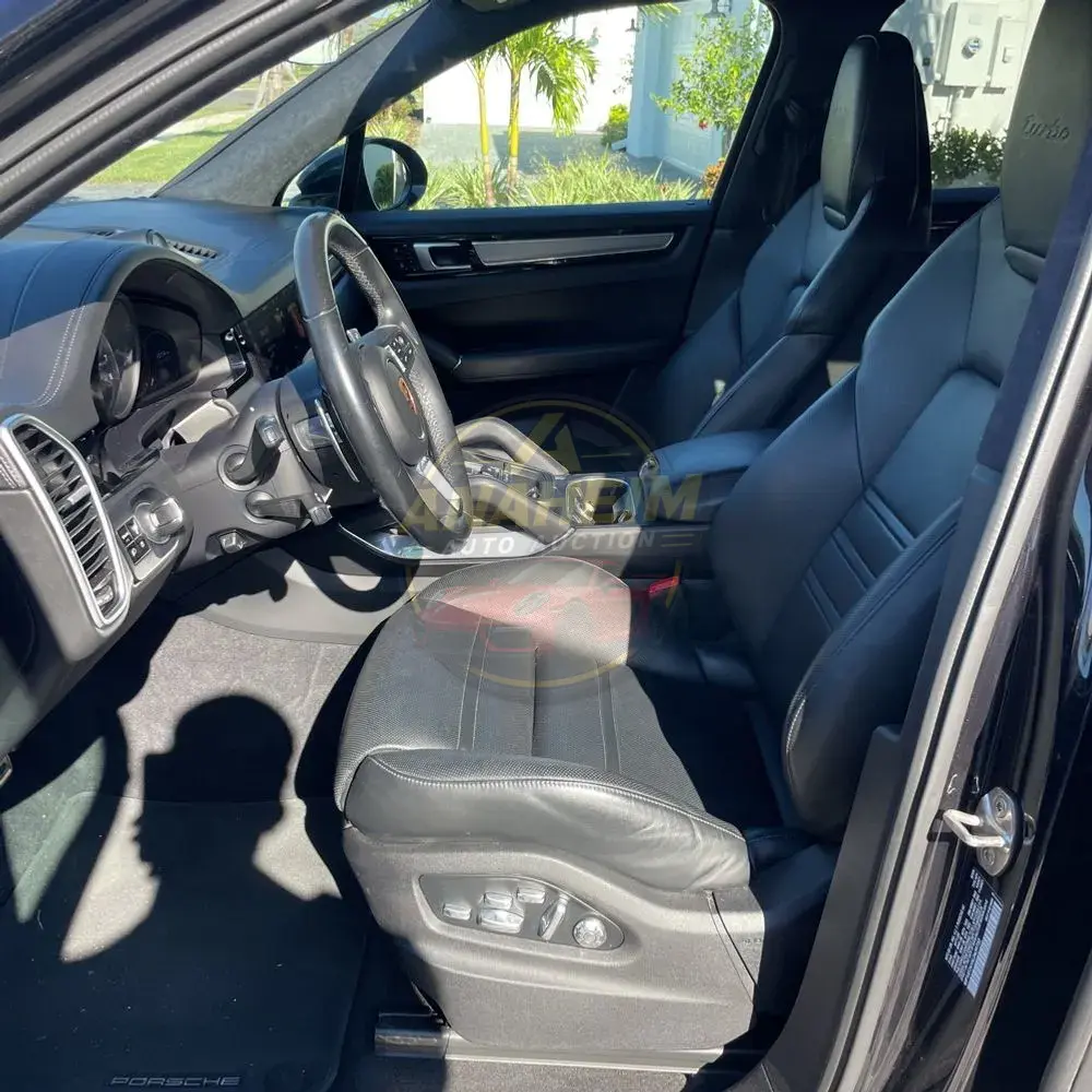 2020 Porsche Cayenne Turbo