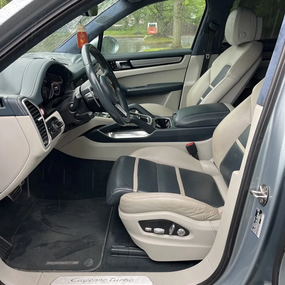 2020 Porsche Cayenne Turbo