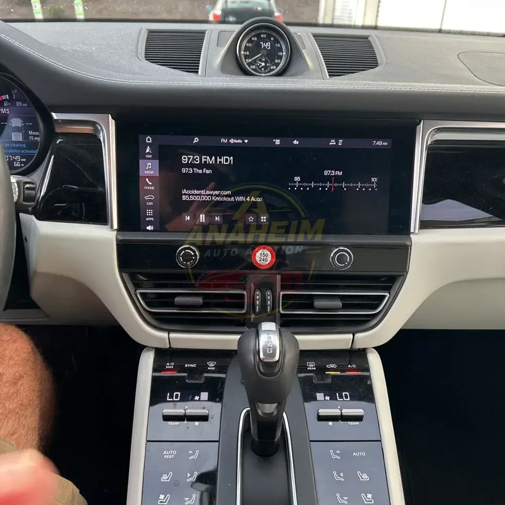 2022 Porsche Macan S