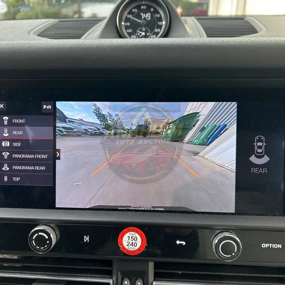 2022 Porsche Macan S