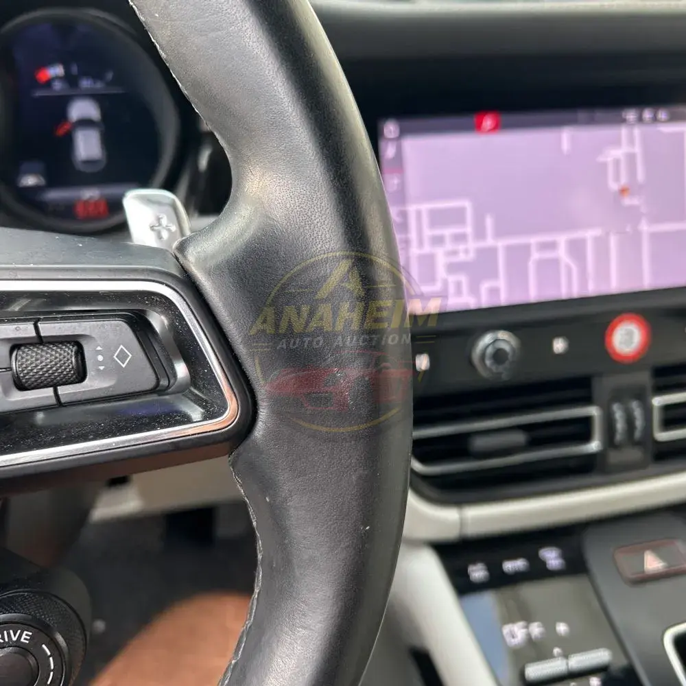 2022 Porsche Macan S