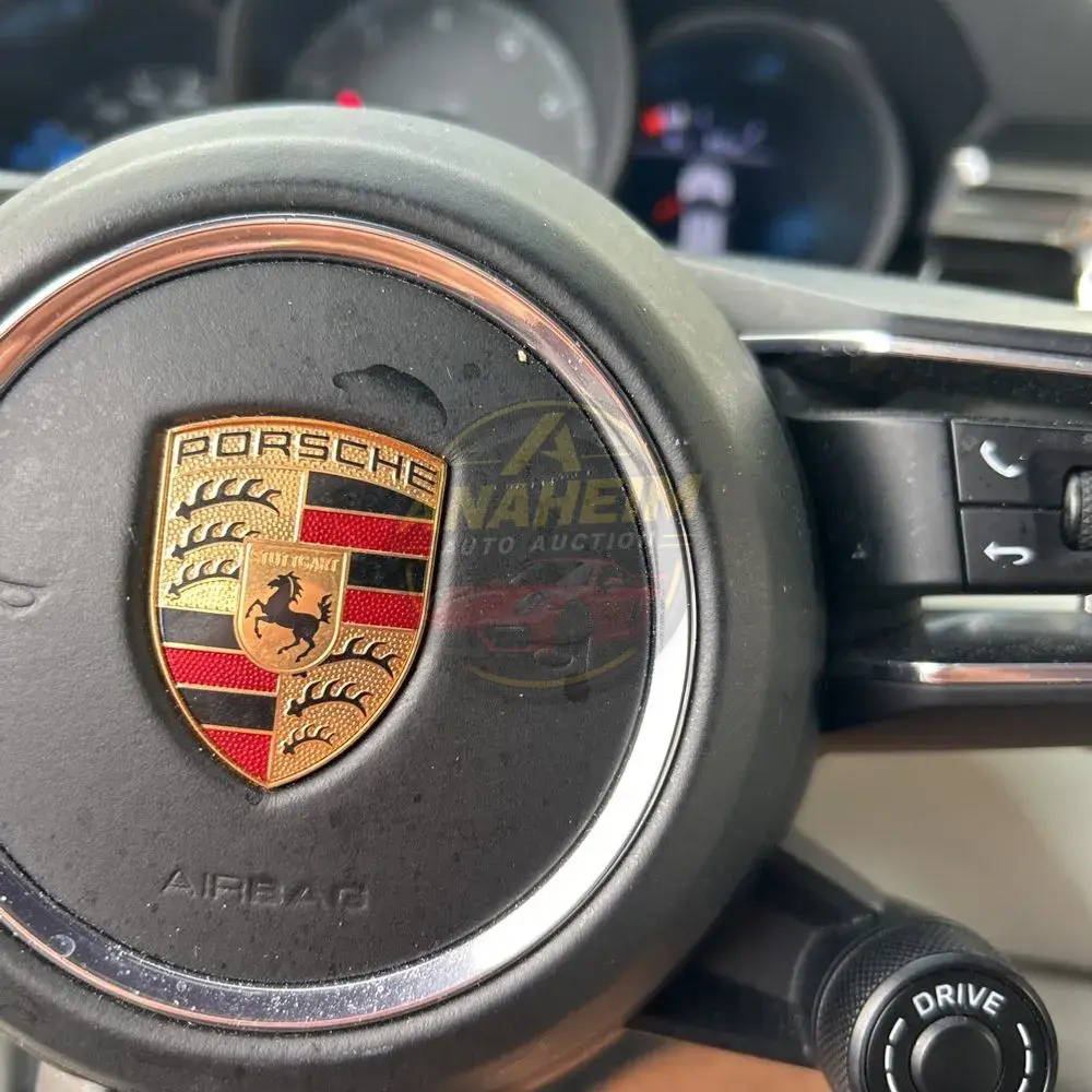 2022 Porsche Macan S