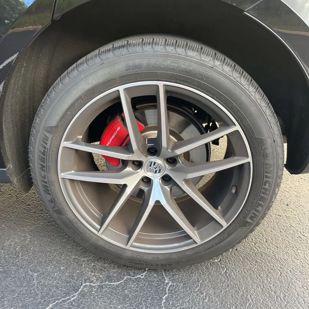 2022 Porsche Macan S
