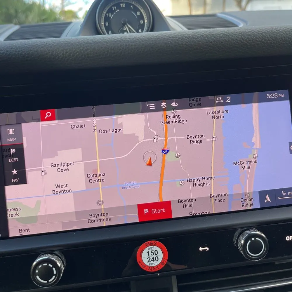 2022 Porsche Macan S