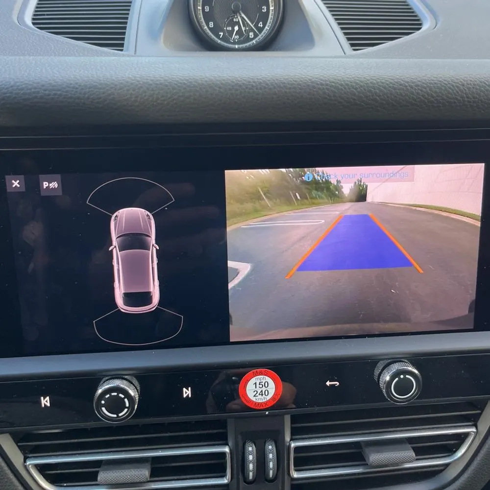 2022 Porsche Macan S