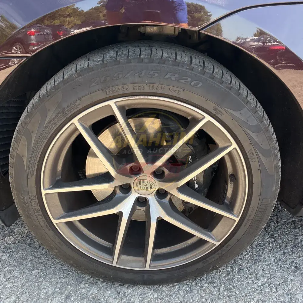 2023 Porsche Macan S