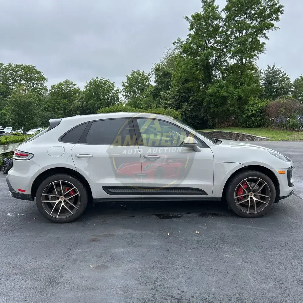2022 Porsche Macan S