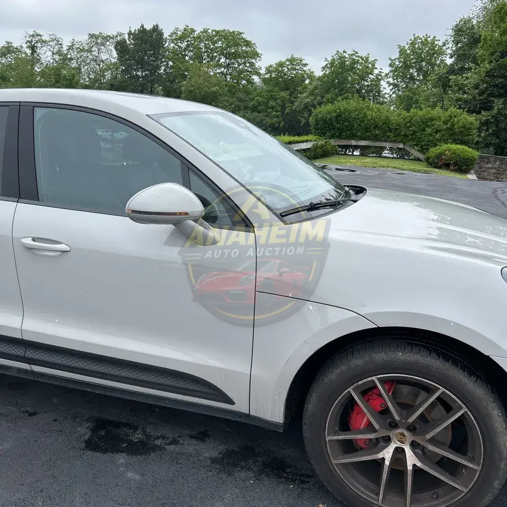2022 Porsche Macan S