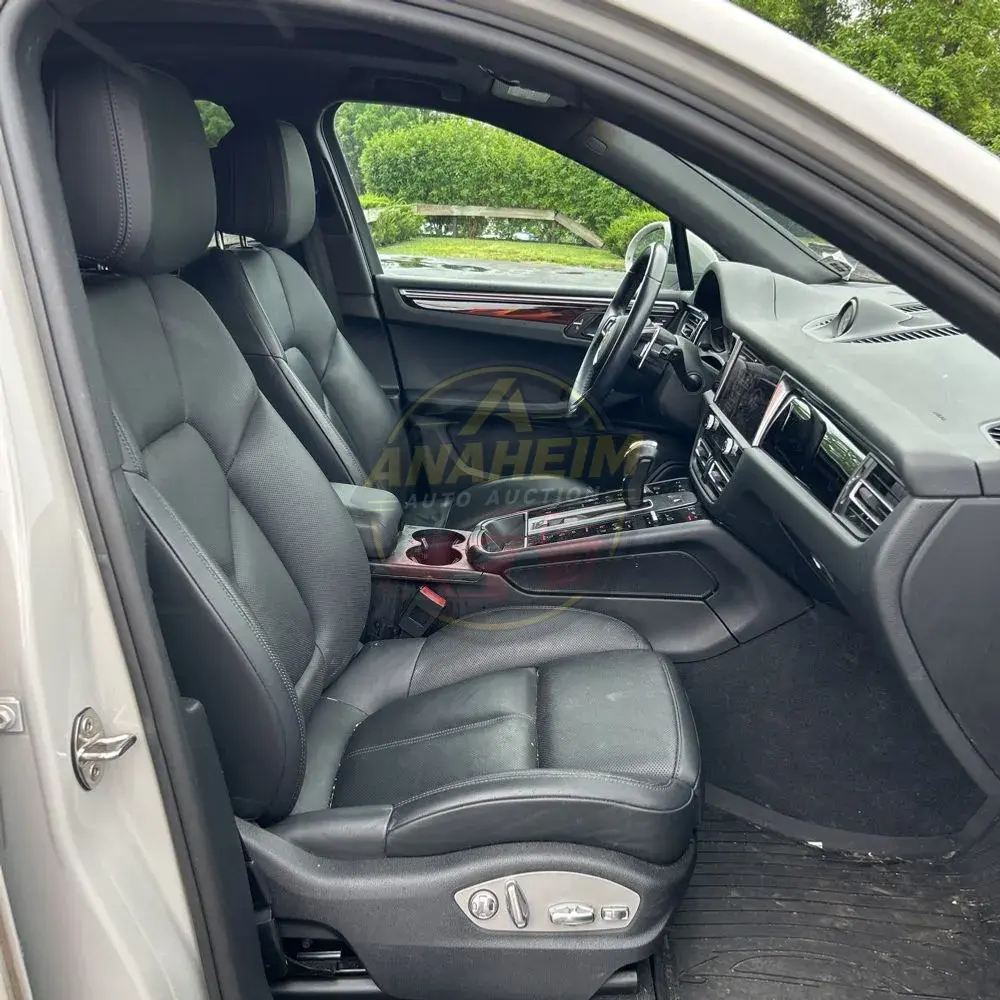 2022 Porsche Macan S
