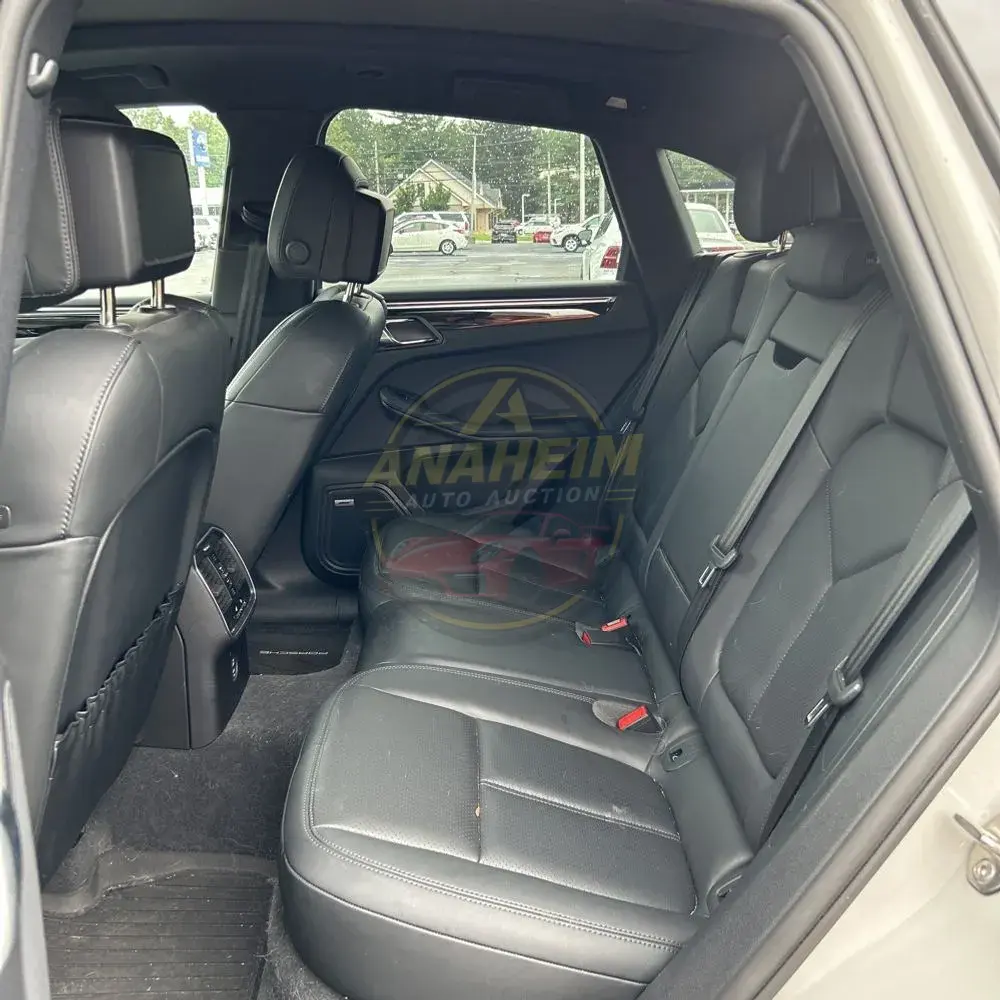 2022 Porsche Macan S