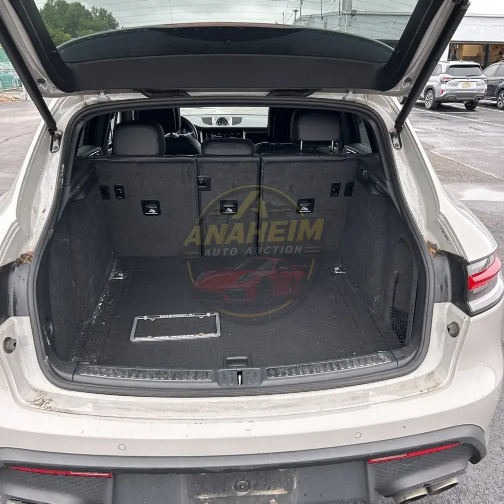 2022 Porsche Macan S