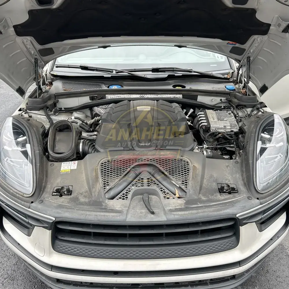 2022 Porsche Macan S
