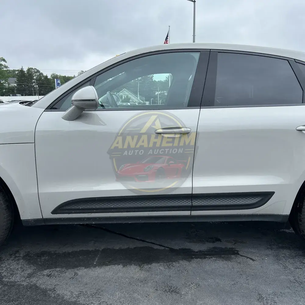 2022 Porsche Macan S