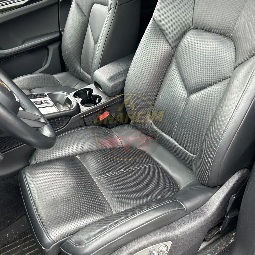 2022 Porsche Macan S