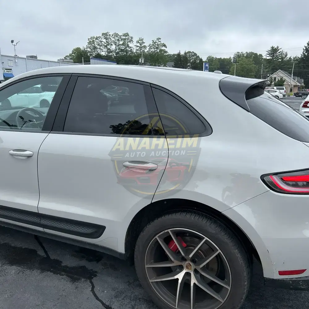 2022 Porsche Macan S