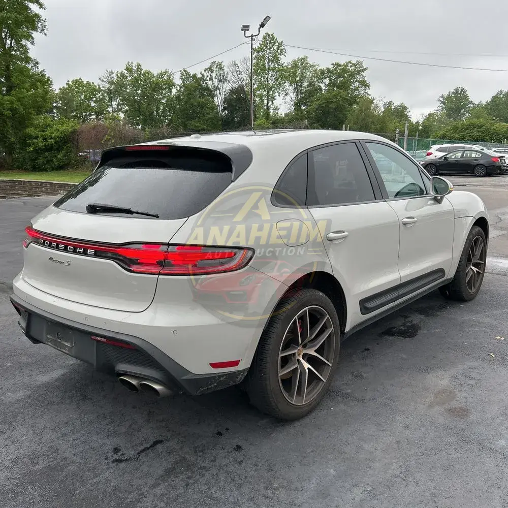 2022 Porsche Macan S